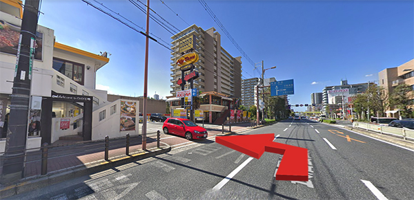 アズアズ瓜破店の駐車場のご案内
